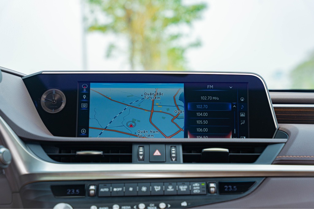 Lexus ES250 2021