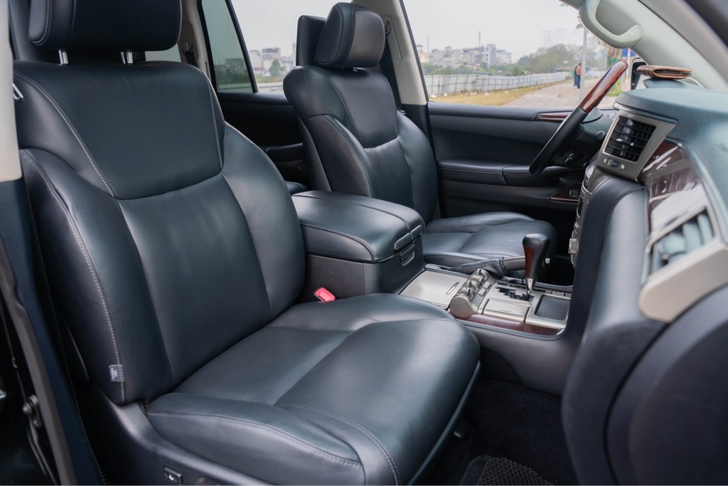 Lexus LX570 2012