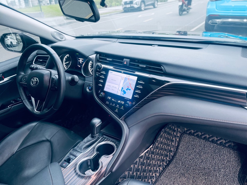 Camry 2.5 Q 2021
