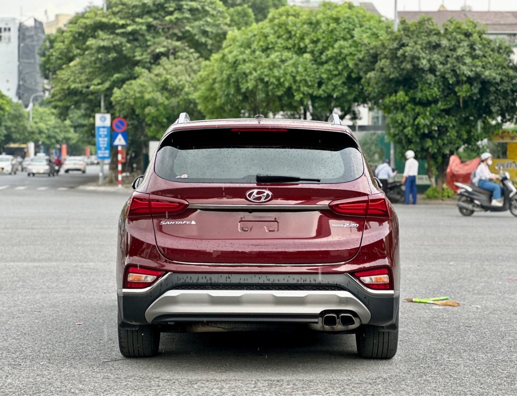 Hyundai Santafe 2019 dầu