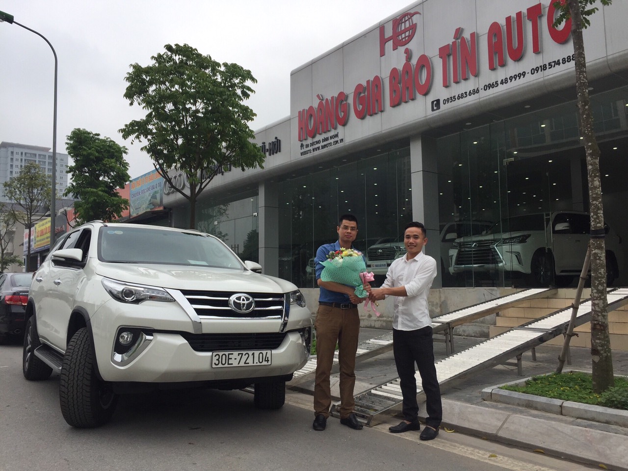 Toyota Fortuner X 30E-721.xx