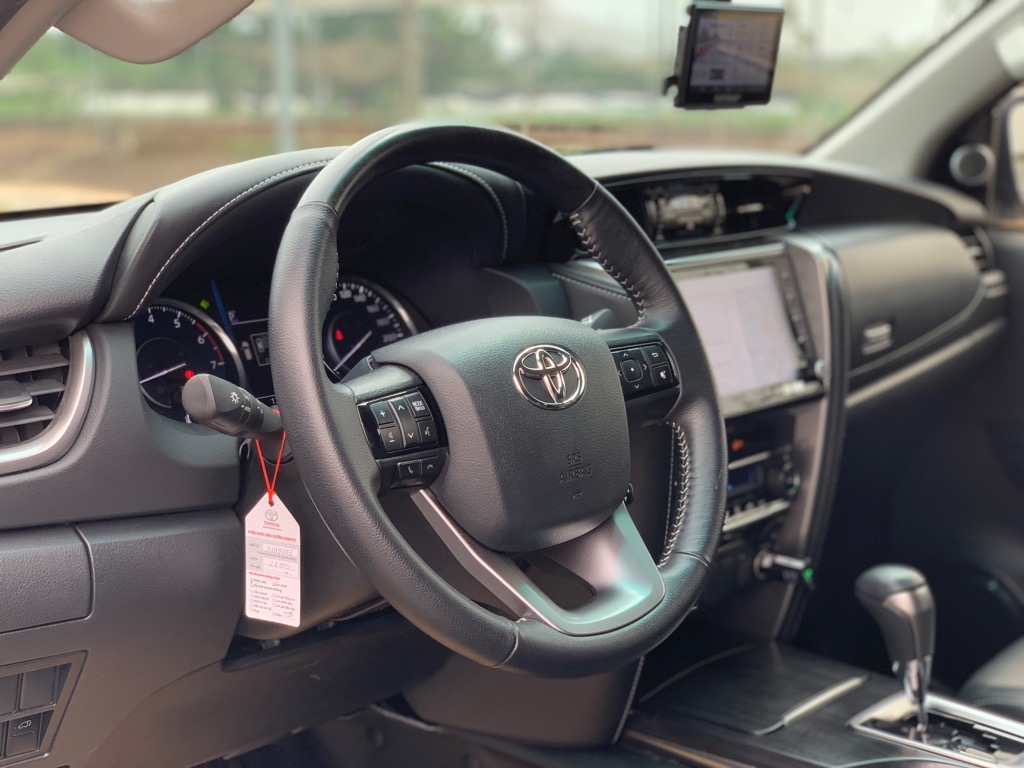 Fortuner V 4x2 AT 2021