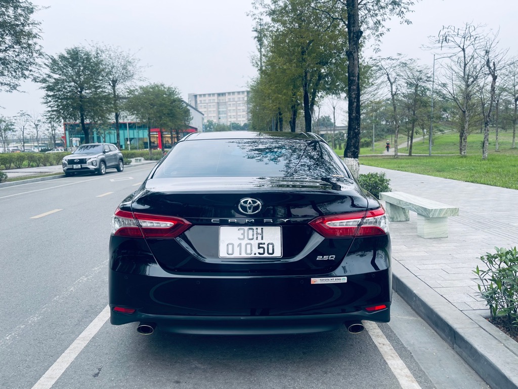 Camry 2.5 Q 2021