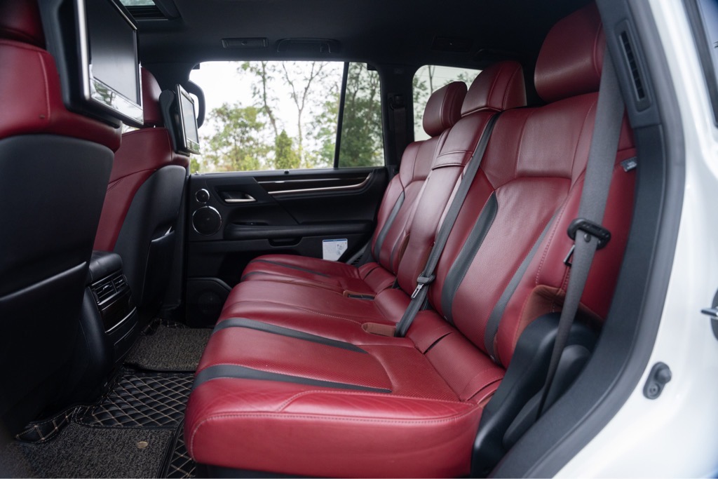 Lexus LX570 Super Sport 2018