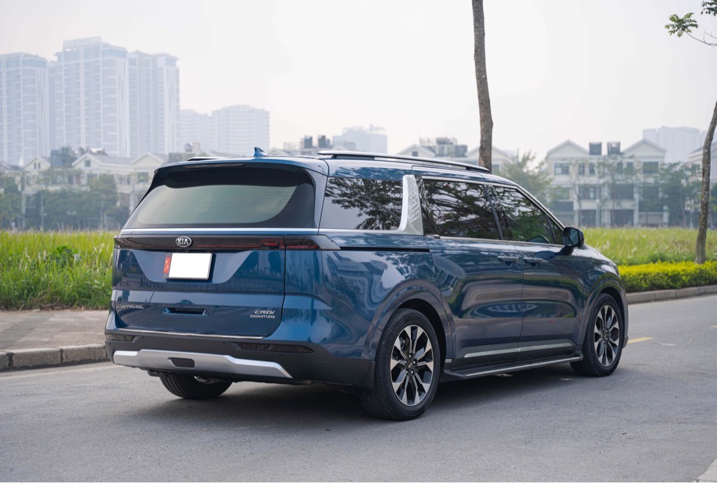 KIA Carnival 2021