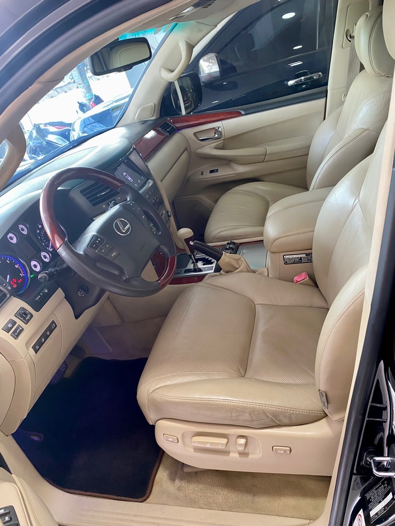 Lexus LX570 2008