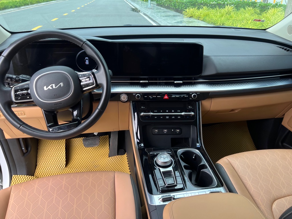 Kia Carnival Premium 2022