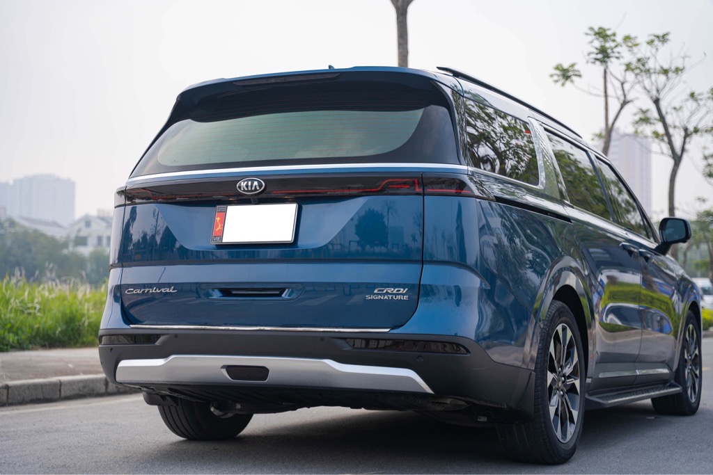 KIA Carnival 2021
