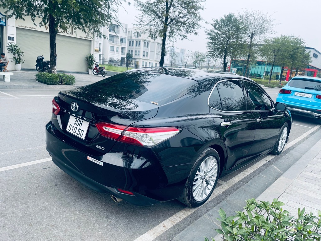 Camry 2.5 Q 2021