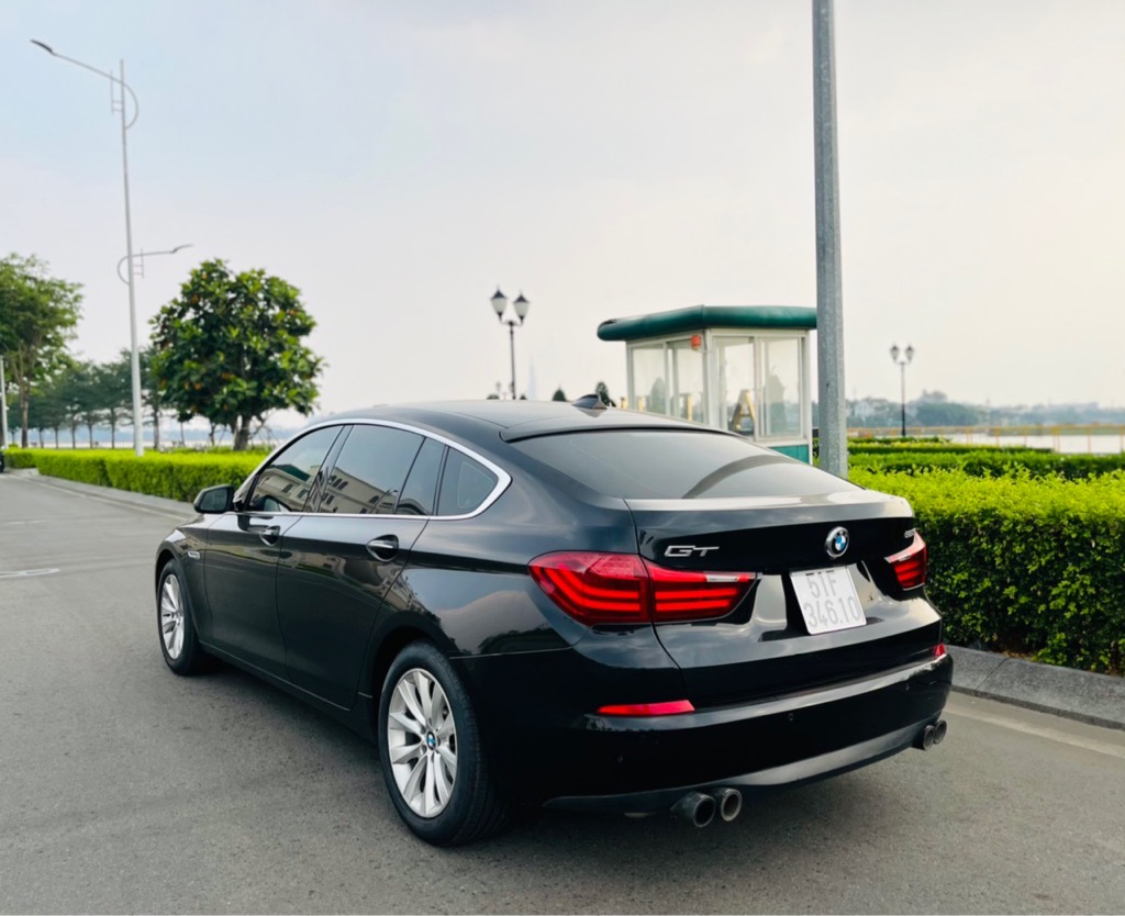 BMW 528i GT