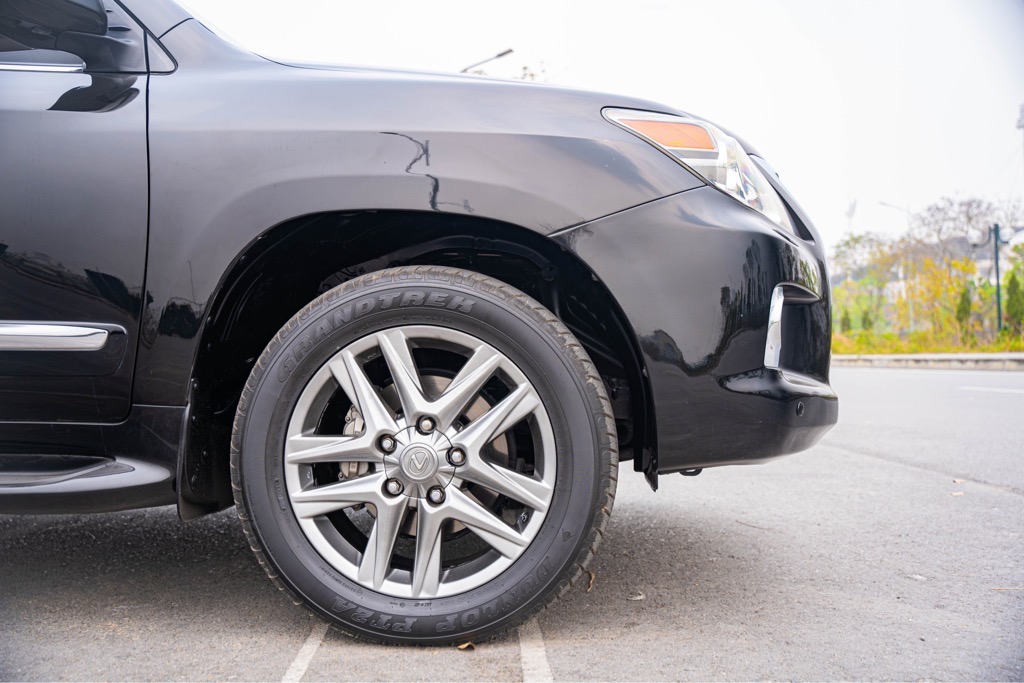 Lexus LX570 2012