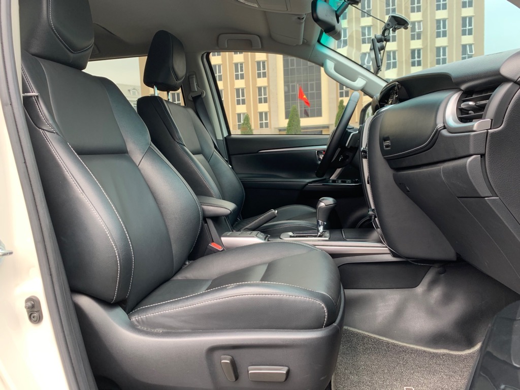 Fortuner V 4x2 AT 2021