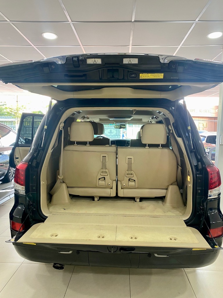 Lexus LX570 2008