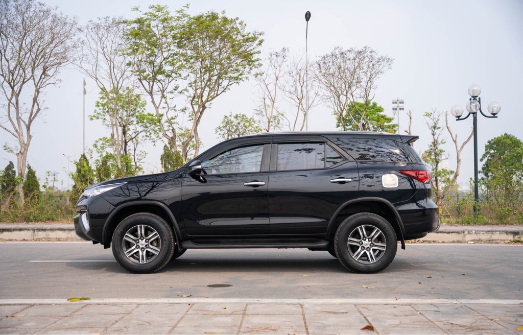 TOYOTA FORTUNER 2.7V 4x2 2017