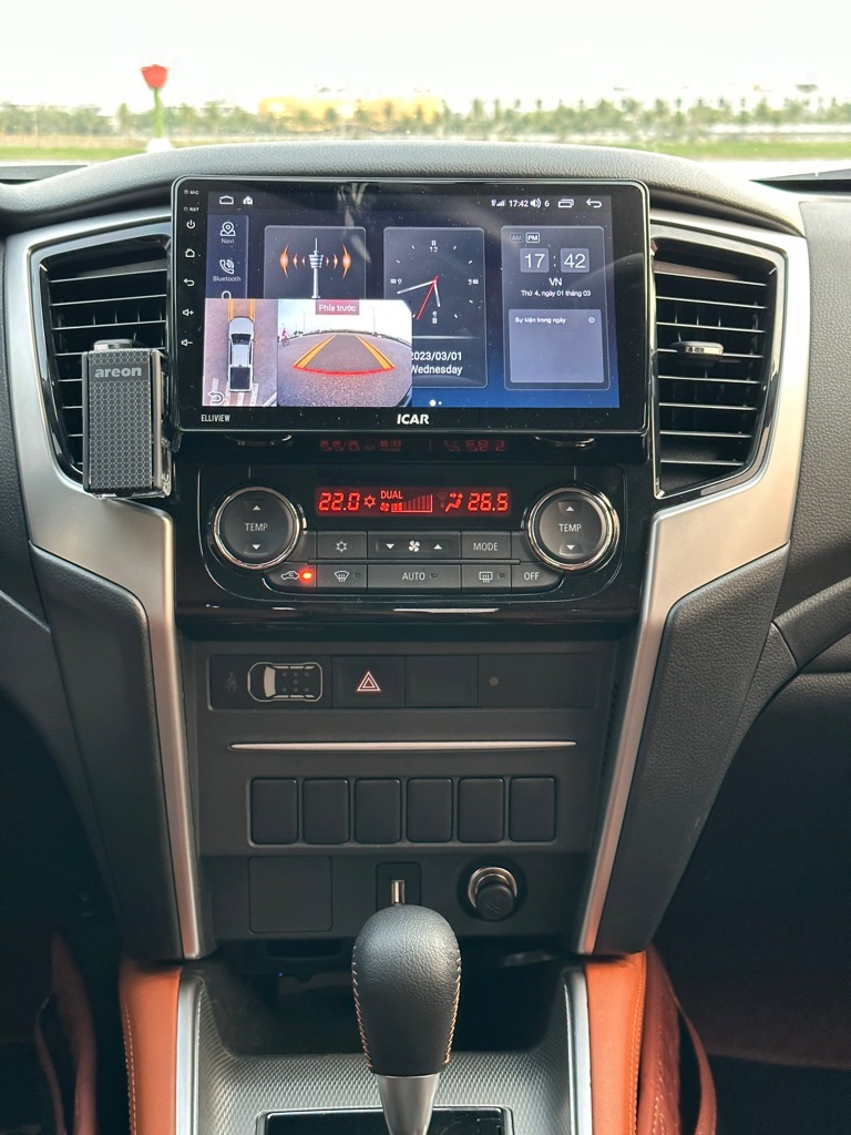 Mitsubishi Triton 2022