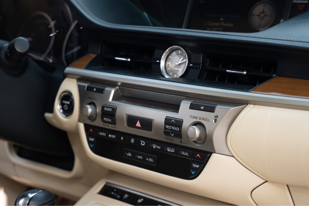 Lexus ES300h 2013