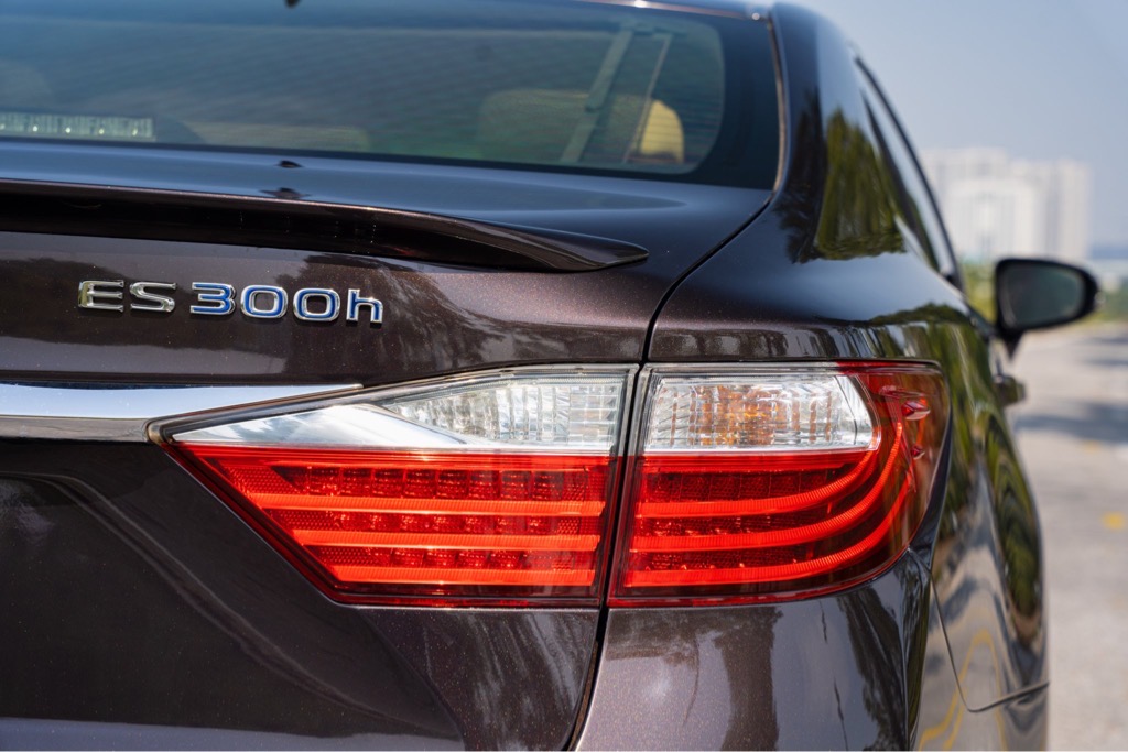 Lexus ES300h 2013