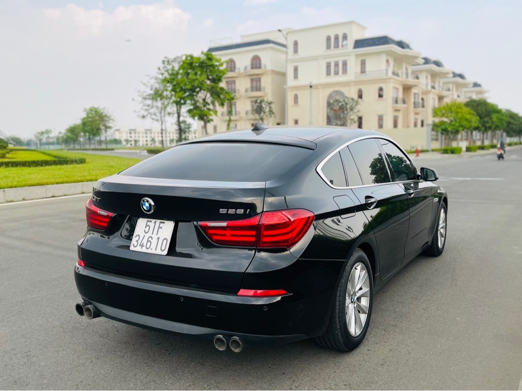 BMW 528i GT