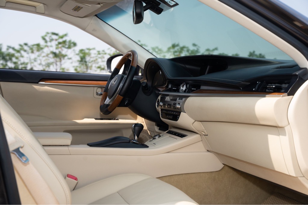Lexus ES300h 2013