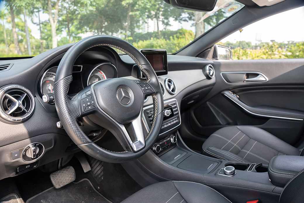 MERCEDES CLA200 2014