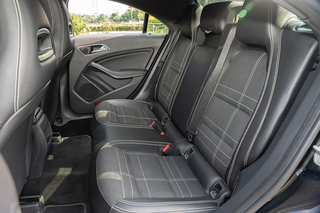 MERCEDES CLA200 2014