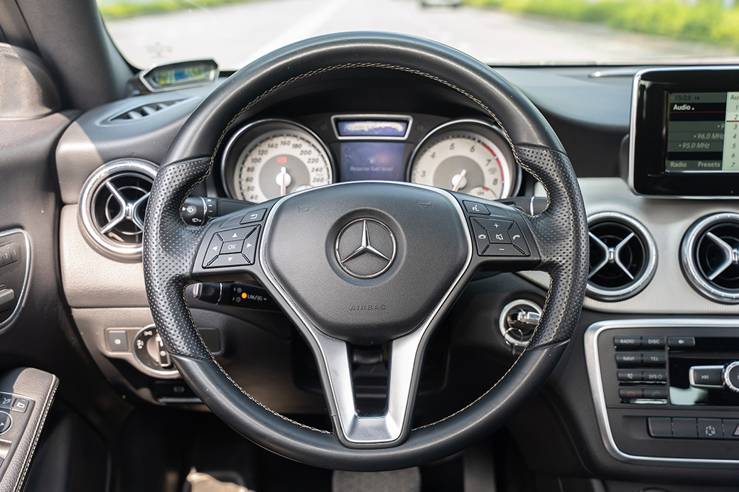 MERCEDES CLA200 2014