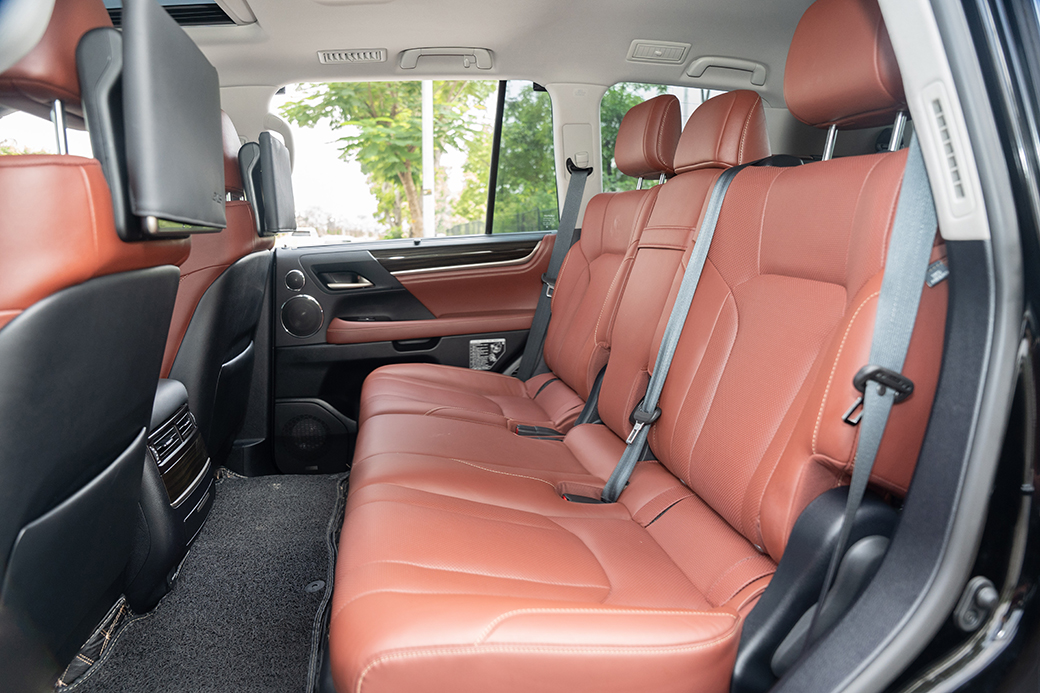 LEXUS LX570 2019