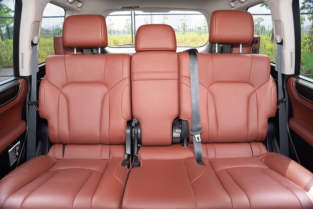 LEXUS LX570 2019
