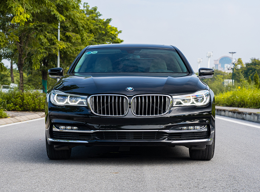 BMW 740Li 2018