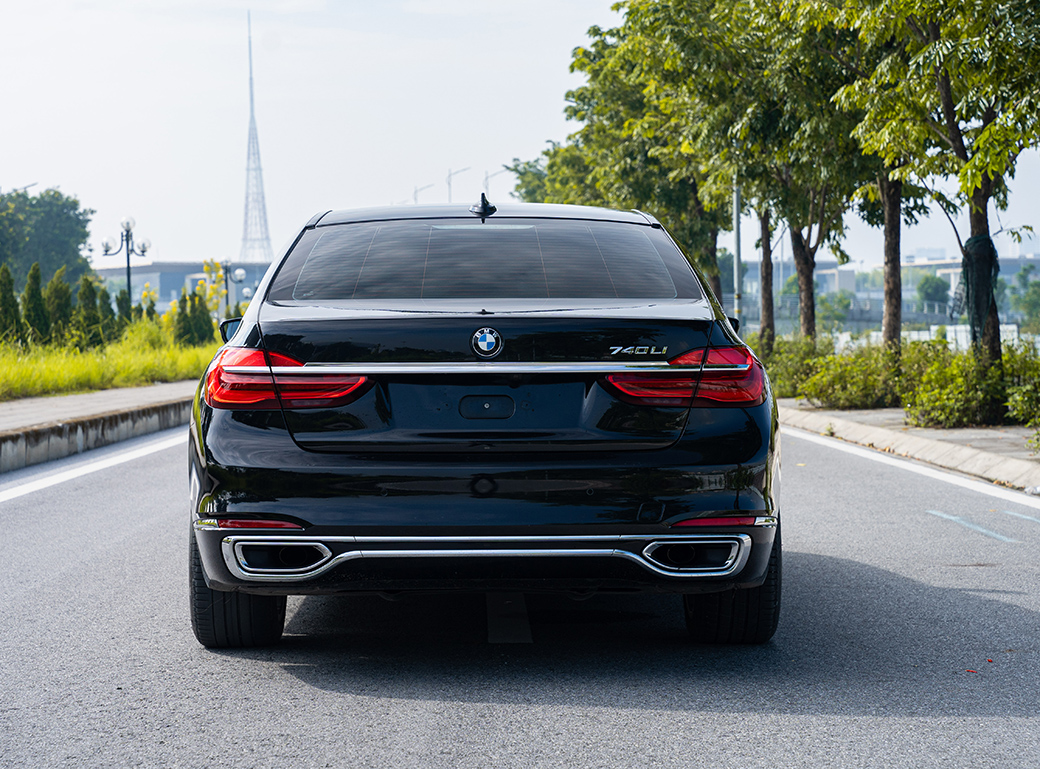 BMW 740Li 2018