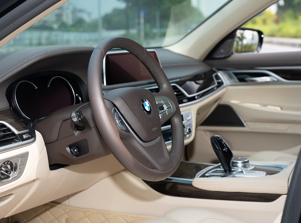 BMW 740Li 2018