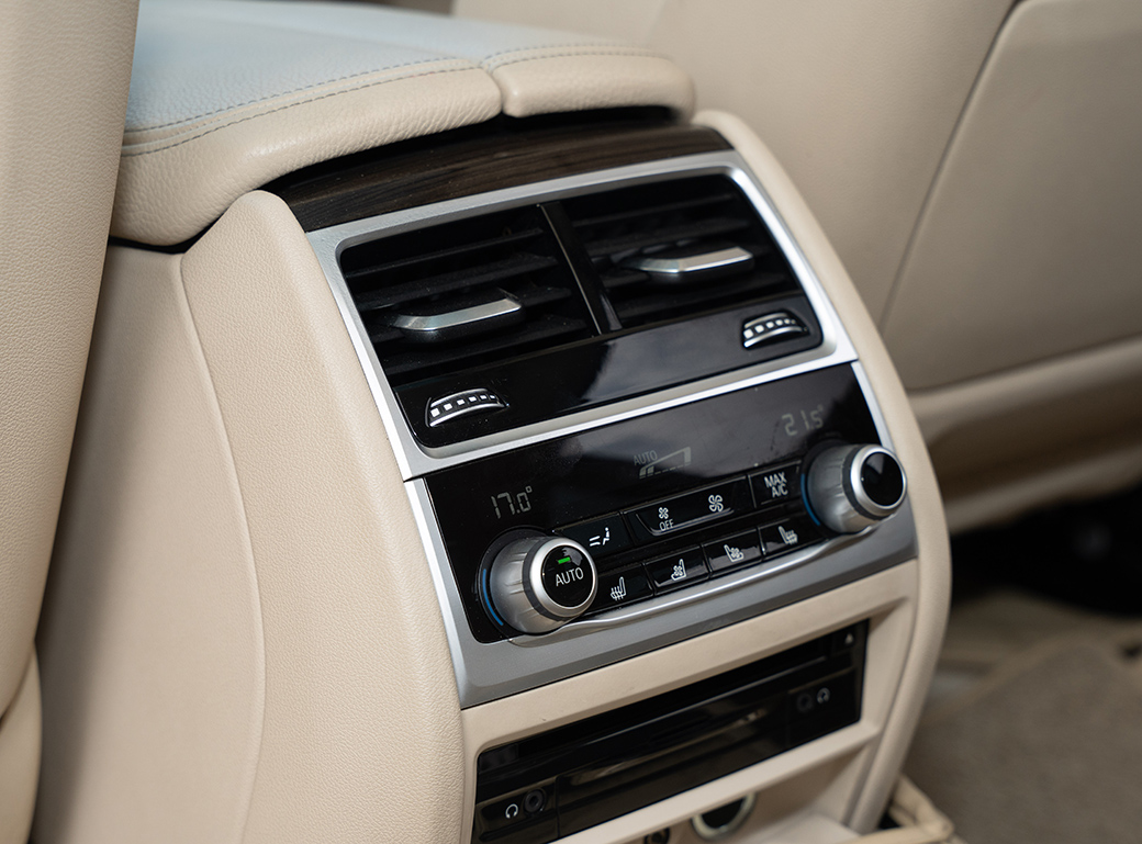 BMW 740Li 2018