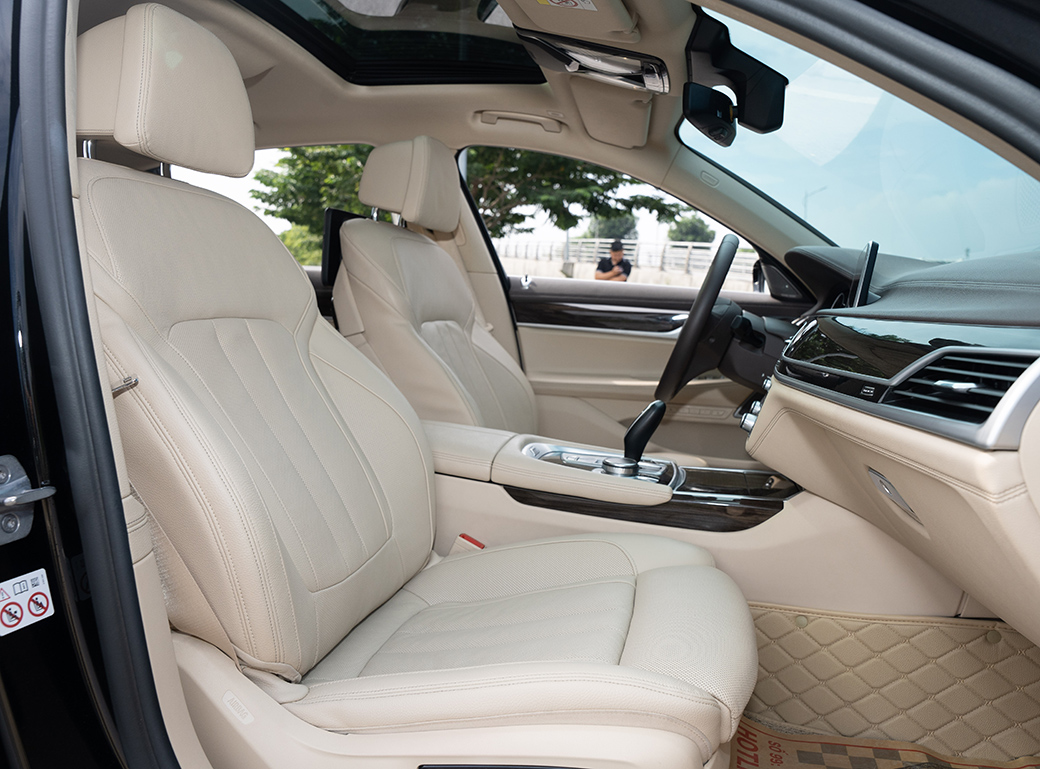 BMW 740Li 2018