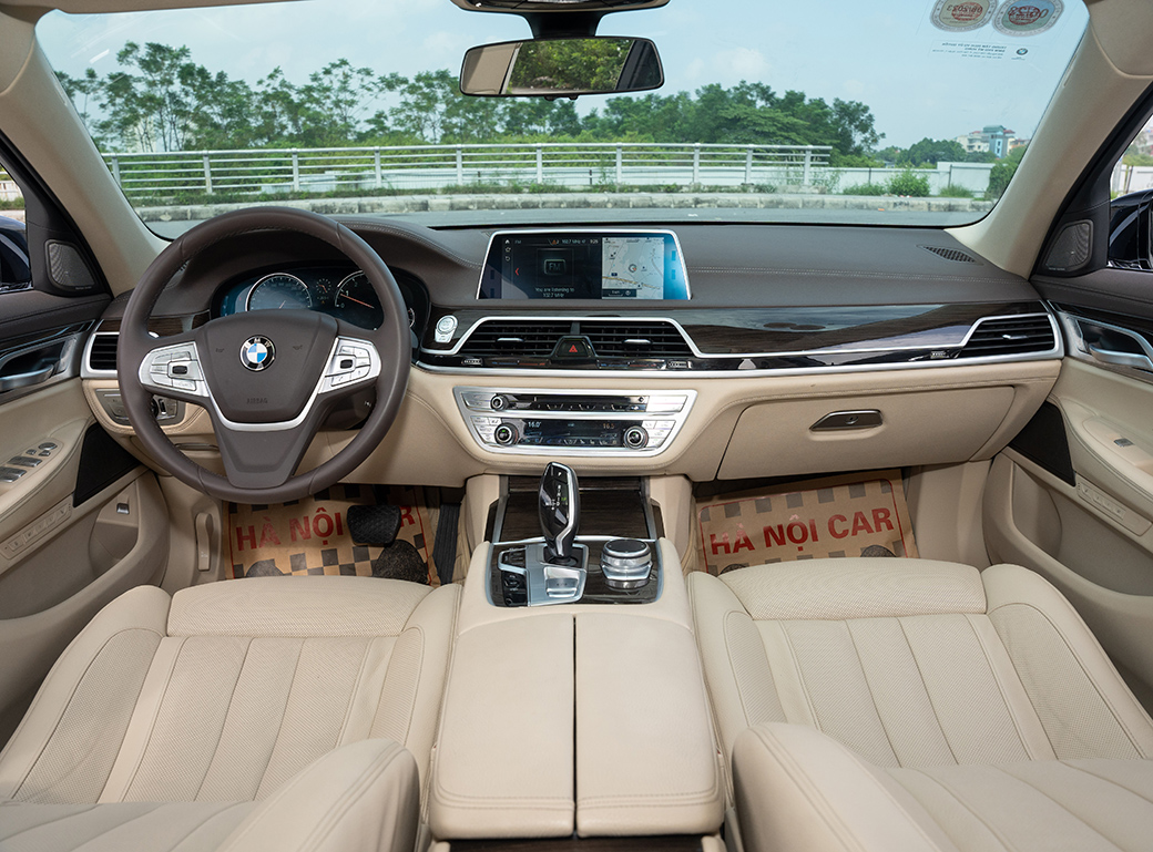 BMW 740Li 2018