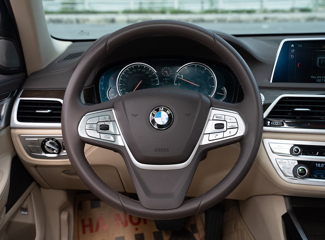 BMW 740Li 2018