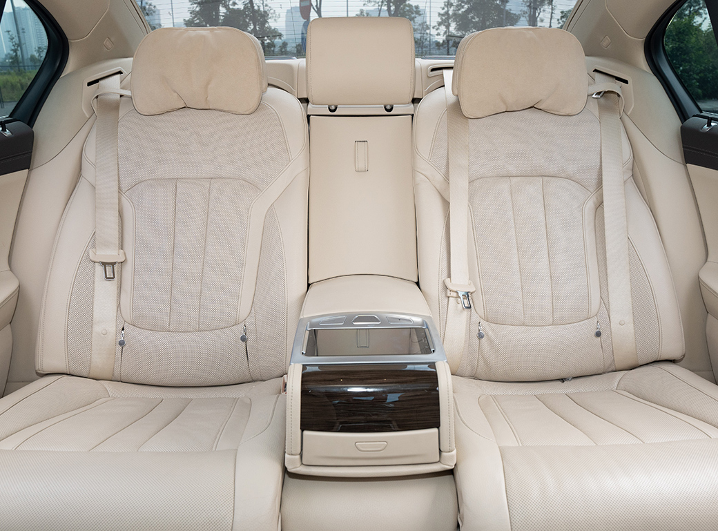 BMW 740Li 2018