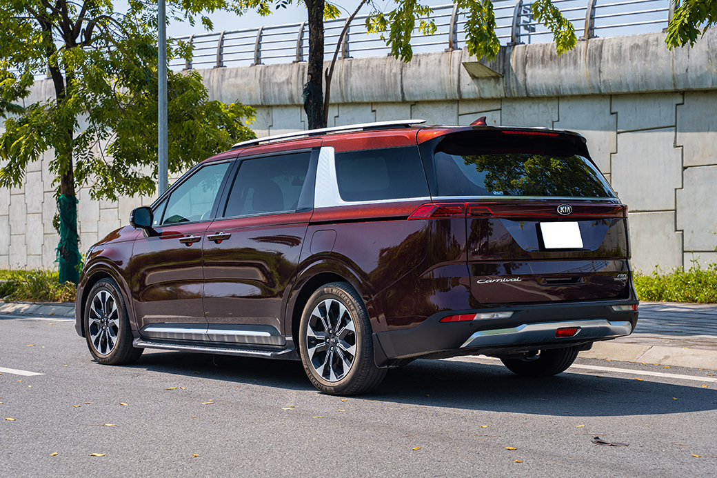 KIA CARNIVAL 2021