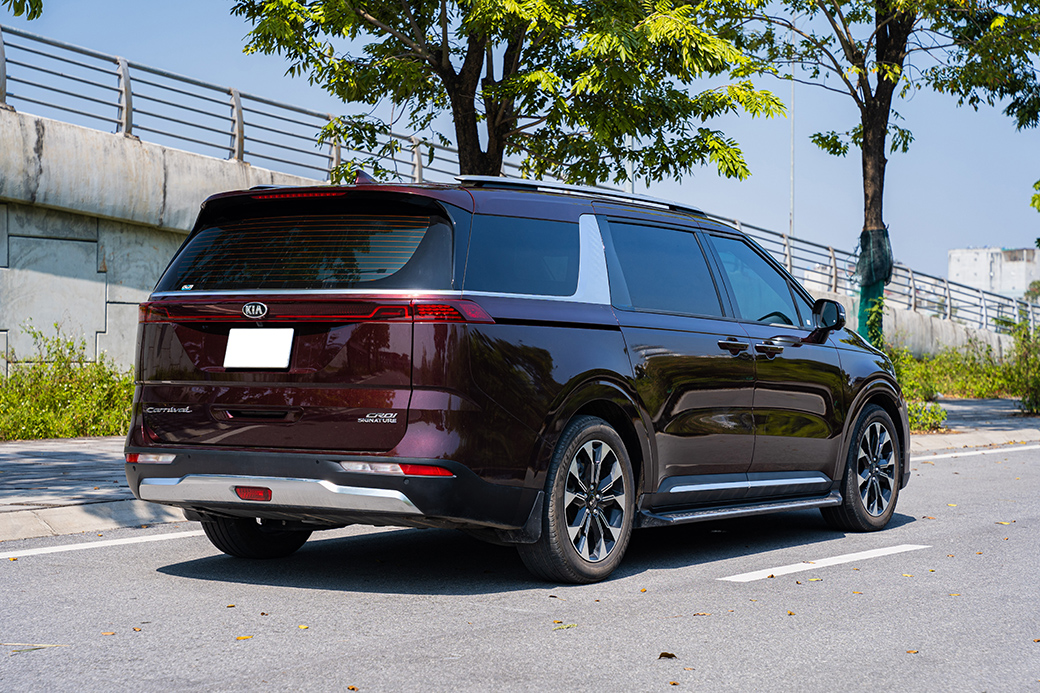 KIA CARNIVAL 2021