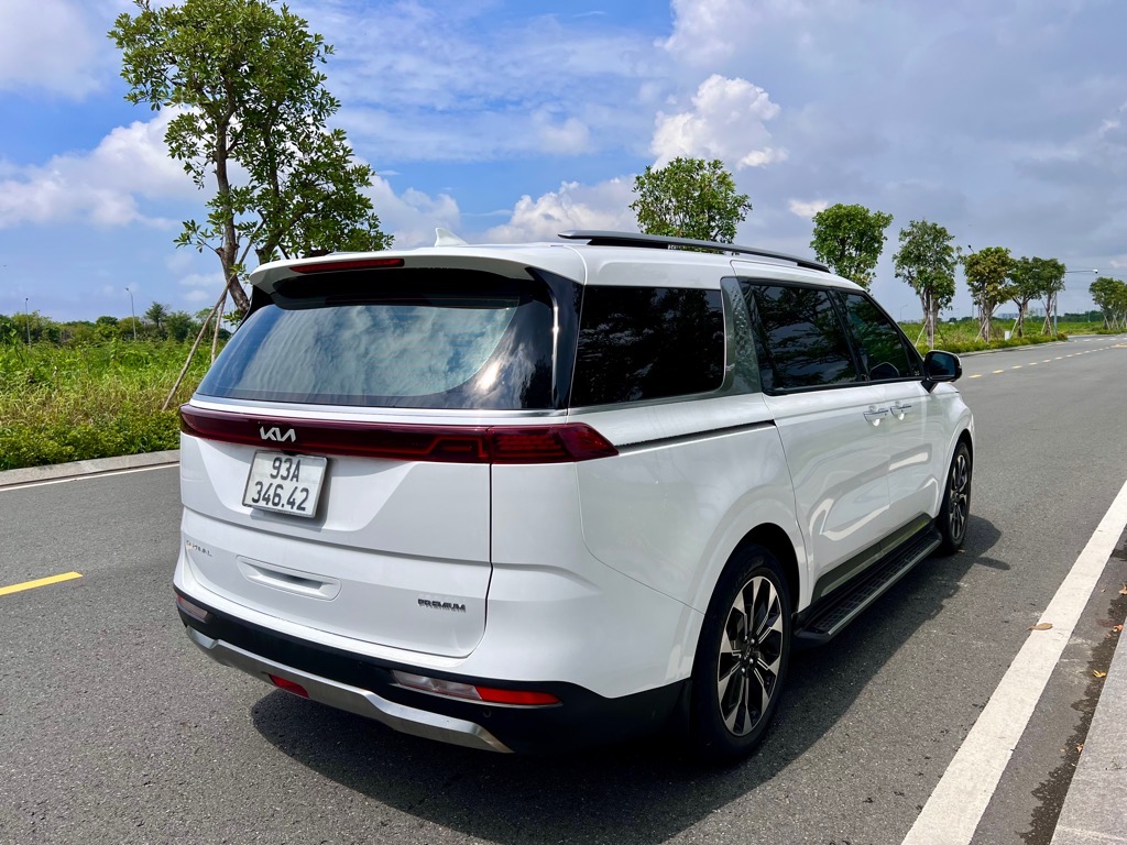 Kia Carnival Premium 2022