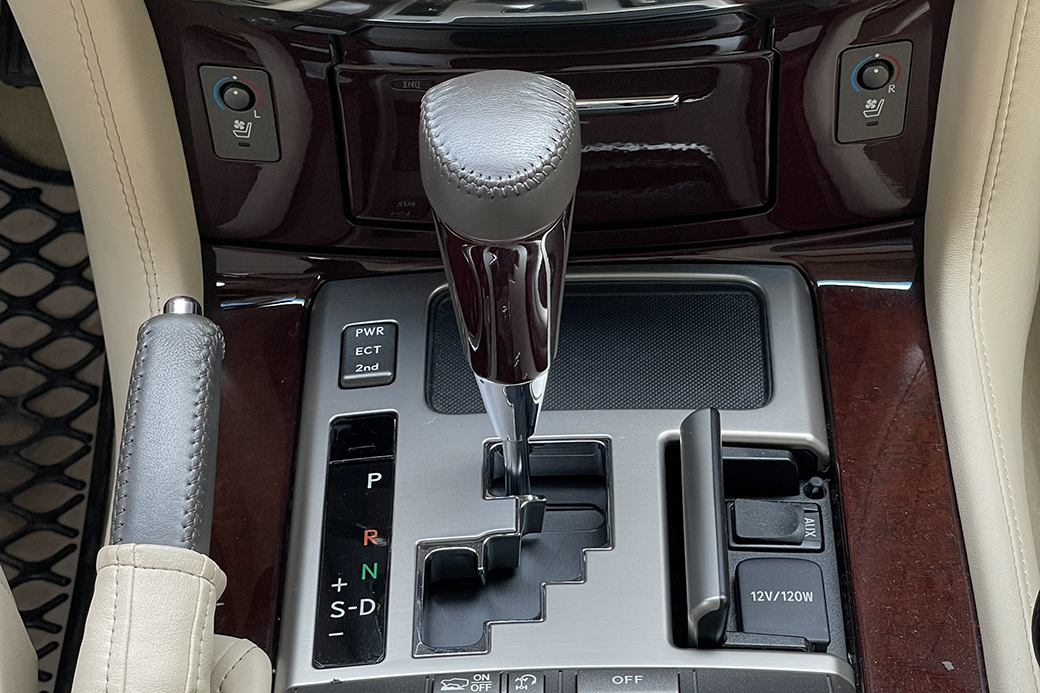 LEXUS LX570 2014 MỸ