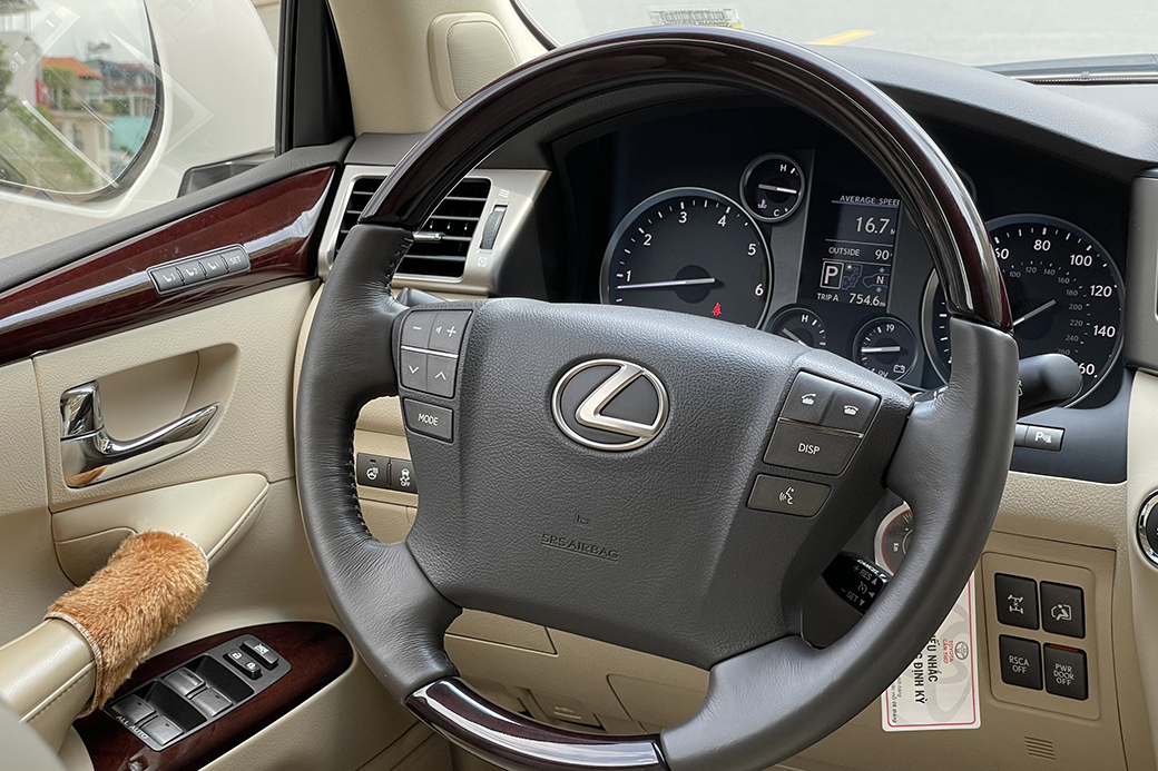 LEXUS LX570 2014 MỸ