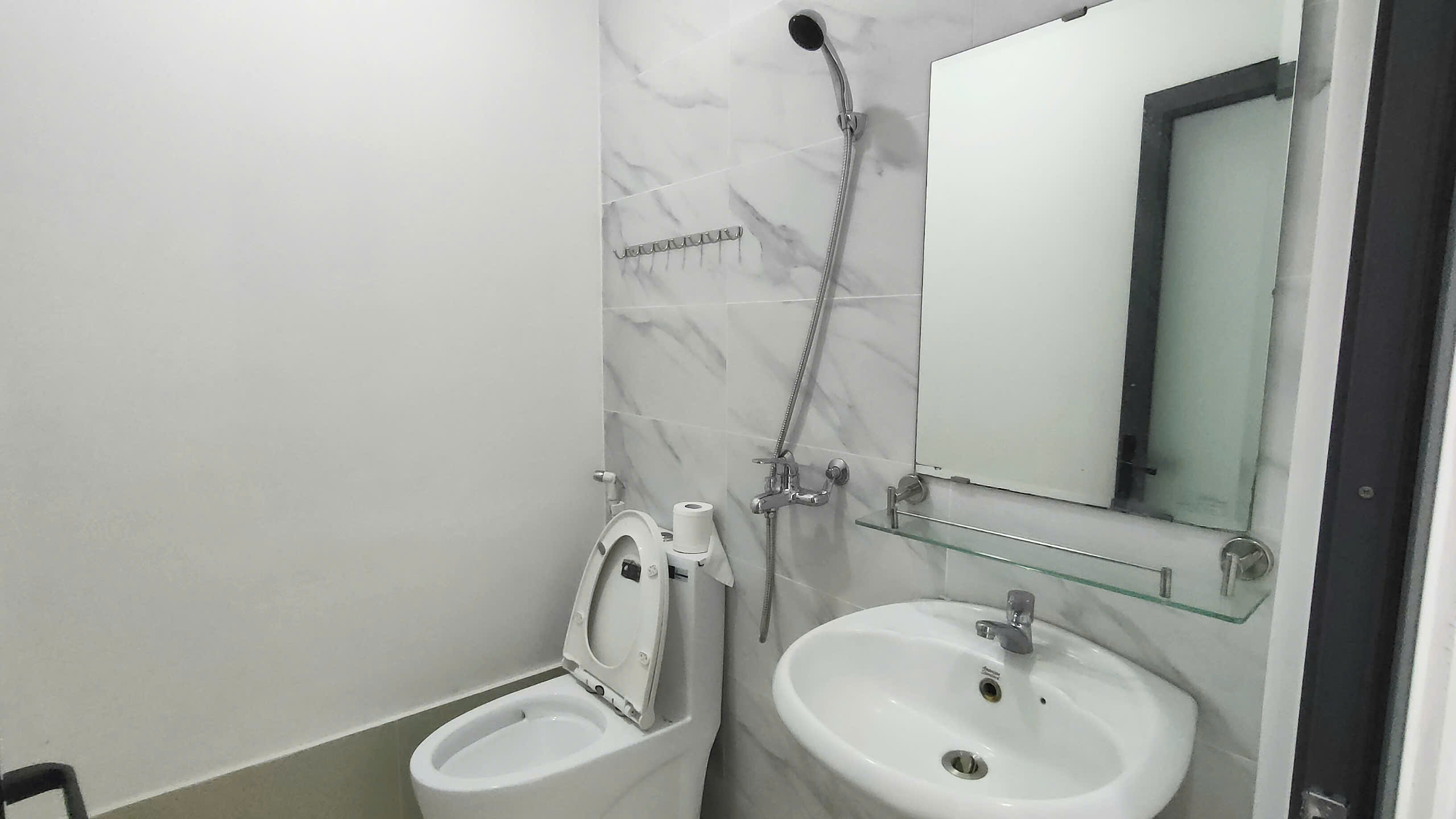 402-64 CHO THUÊ NHÀ TRỌ CAO CẤP – FULL NỘI THẤT