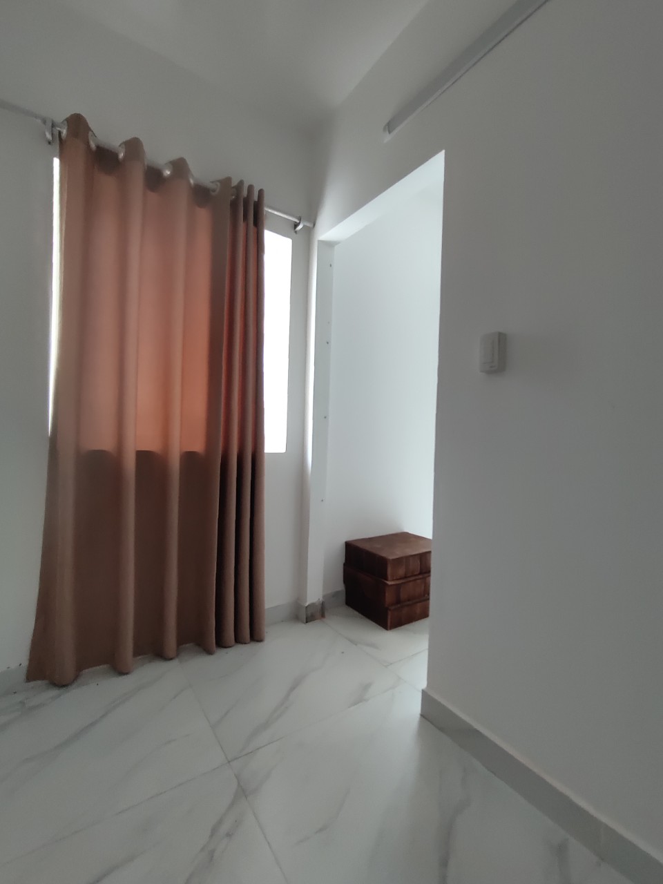 402-29 CHO THUÊ NHÀ TRỌ CAO CẤP – CÓ BAN CÔNG- FULL NỘI THẤT