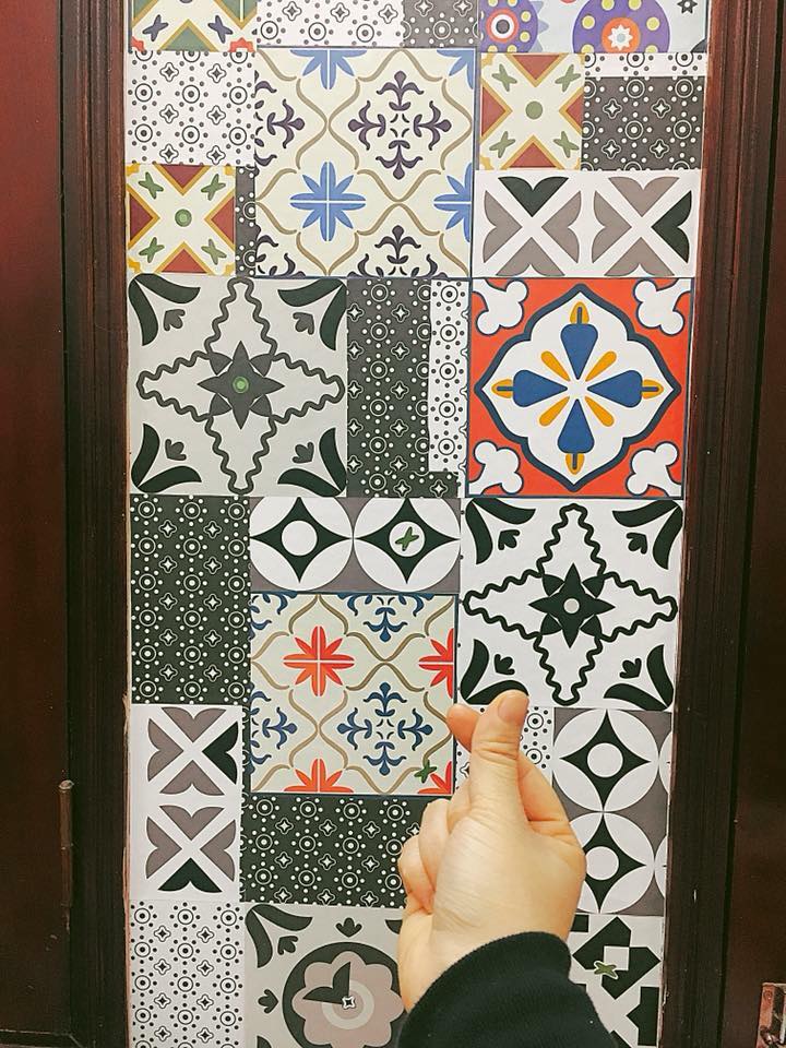 Giấy Dán Decal Họa Tiết Gạch Bông