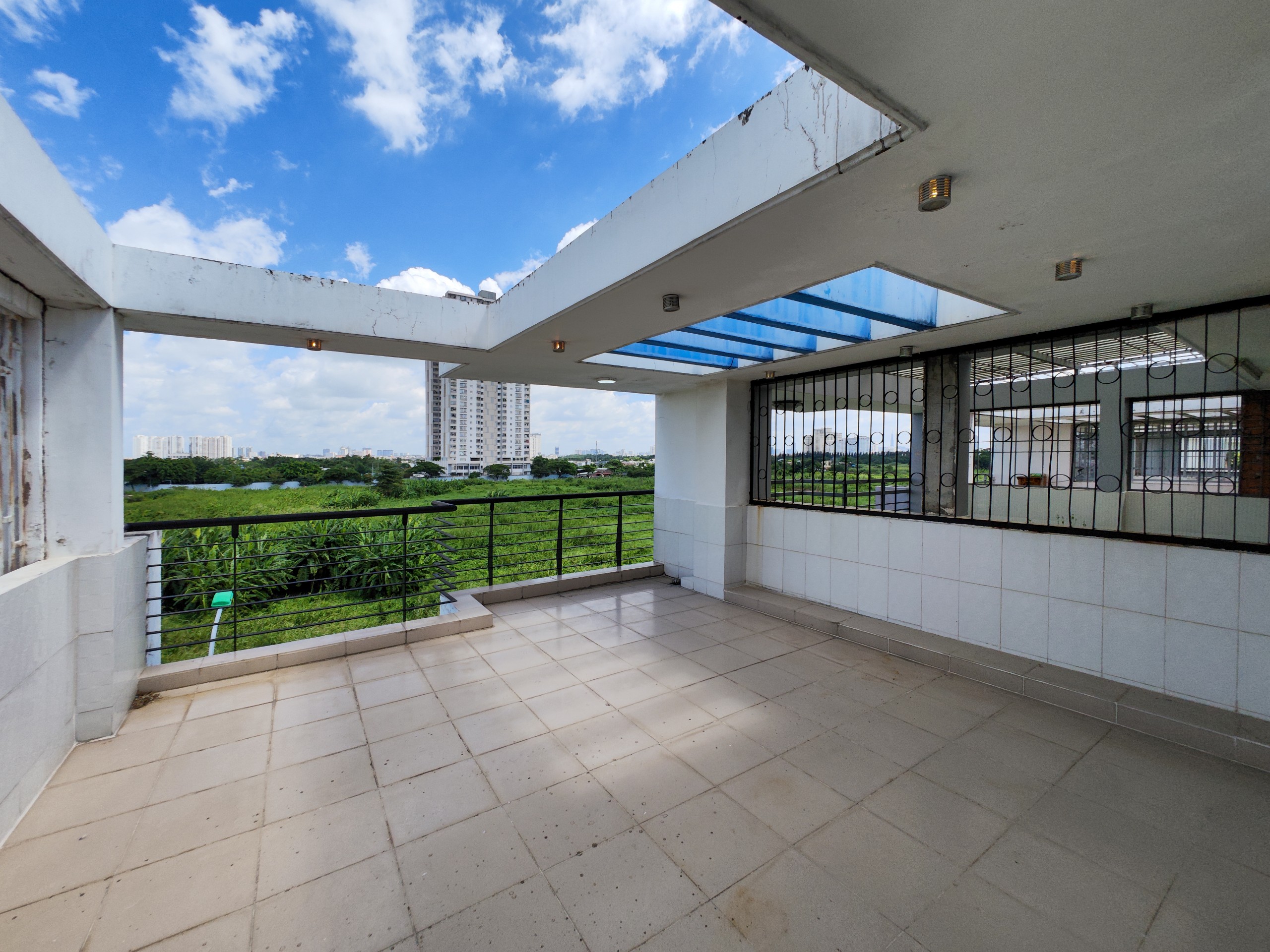 402-119 CHO THUÊ NHÀ TRỌ CAO CẤP – CÓ BAN CÔNG- FULL NỘI THẤT