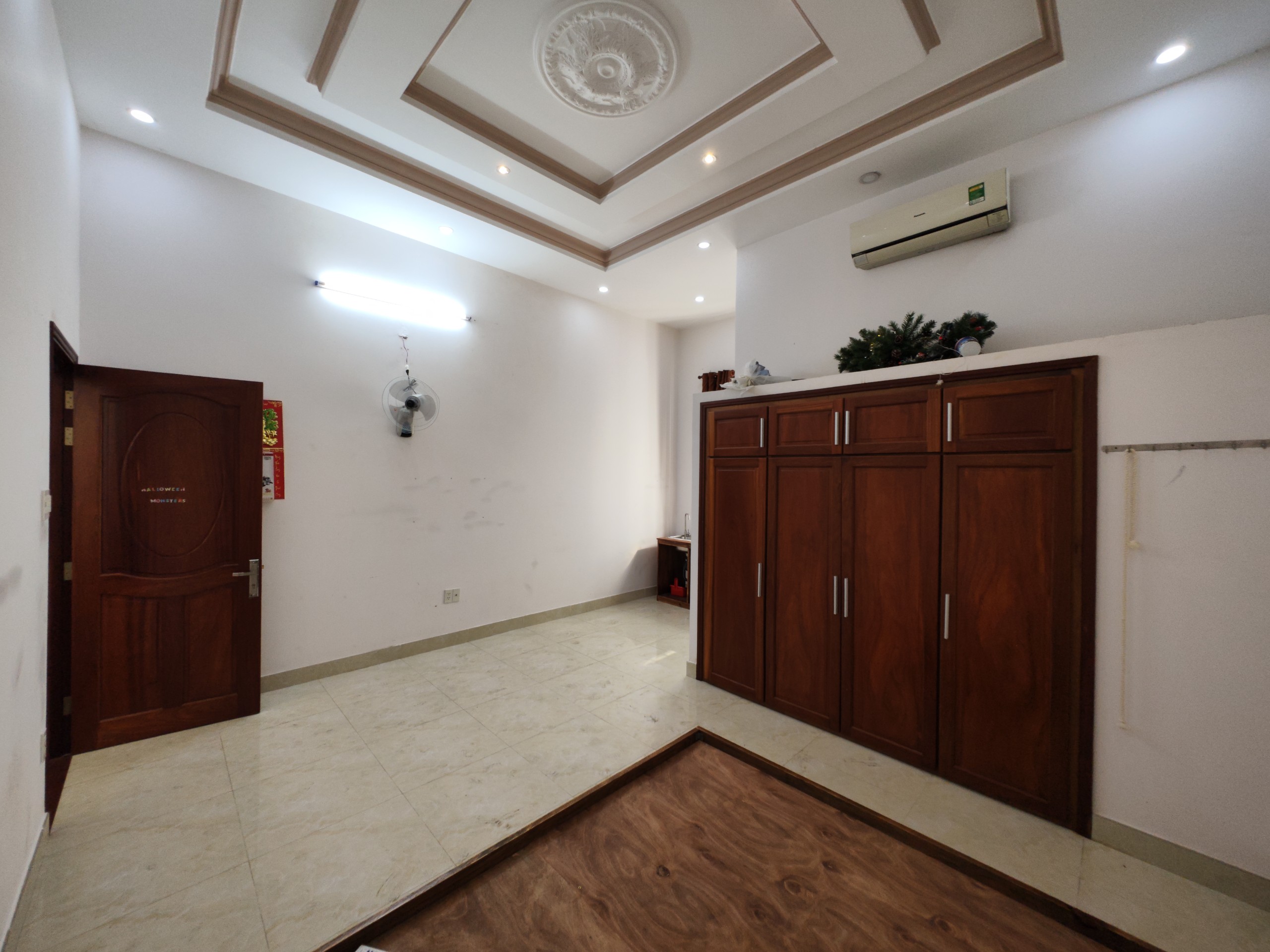 301-61 CHO THUÊ NHÀ TRỌ CAO CẤP – FULL NỘI THẤT