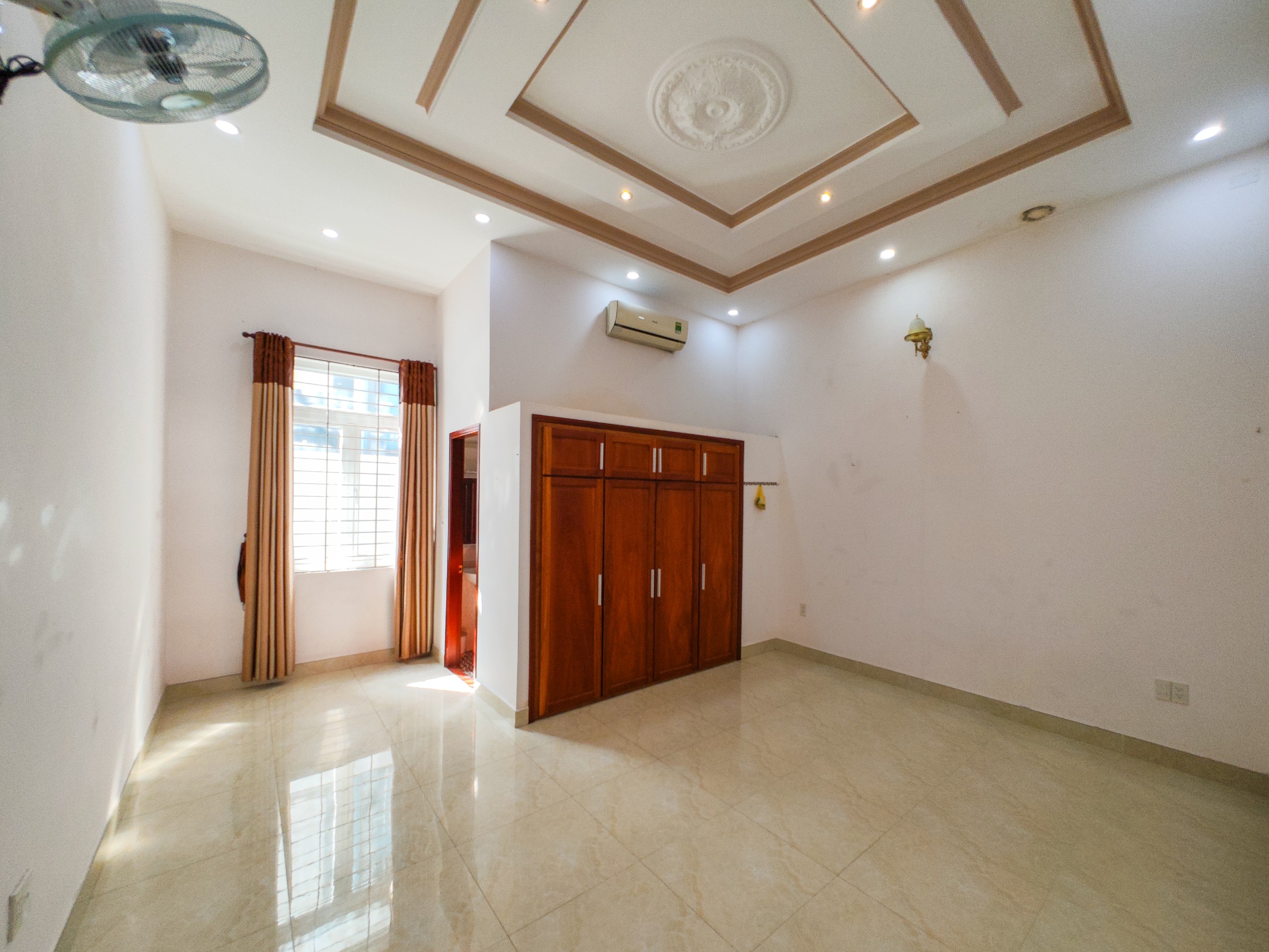 301-61 CHO THUÊ NHÀ TRỌ CAO CẤP – FULL NỘI THẤT