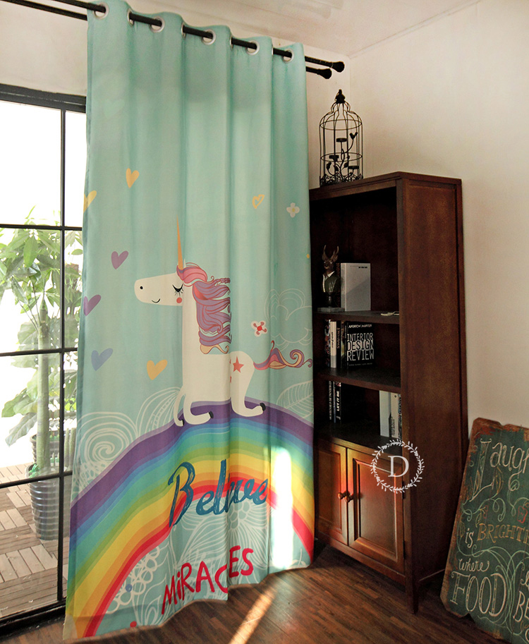 RÈM CHÚ NGỰA BELIVER - LOẠI RÈM THẢ