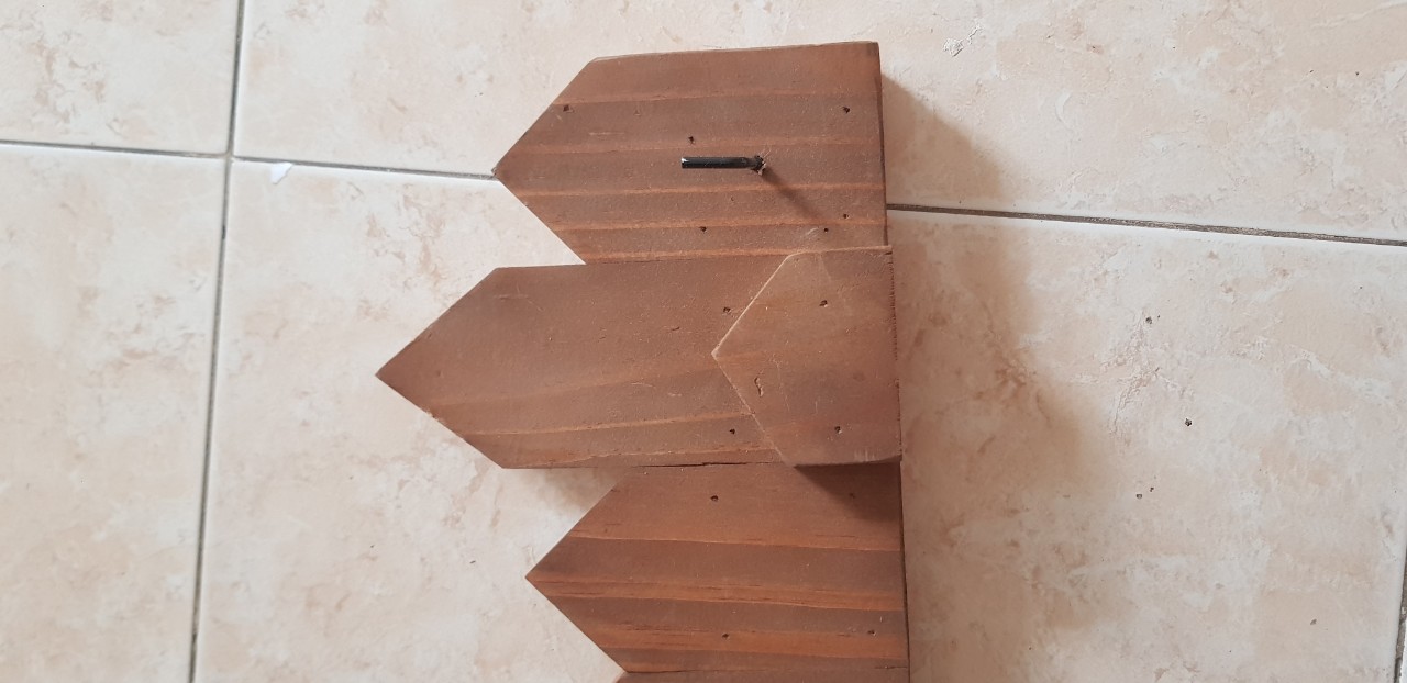 Móc treo quần áo hình ngôi nhà