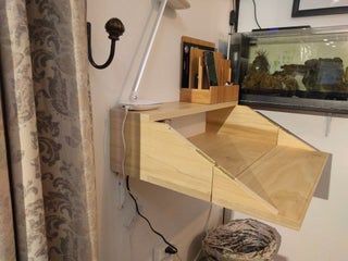 Bàn treo tường gập gọn làm Kệ treo